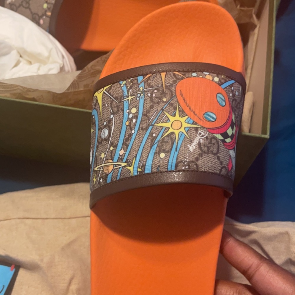 Limited Gucci Donald Duck slides size 40